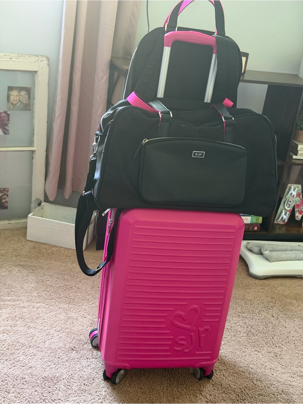SJP American Tourister carry on set